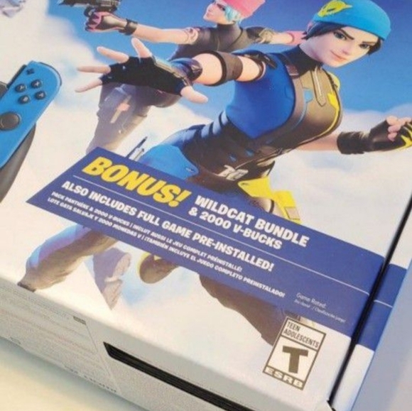 Nintendo Switch Fortnite LIMITED EDITION /Wildcat Bundle & 2000 V Bucks - - Picture 3 of 5